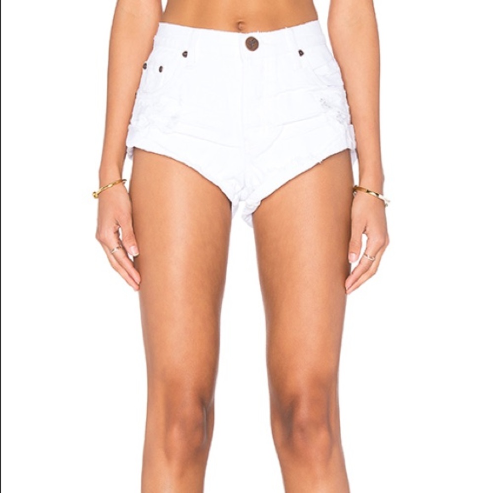 White One Teaspoon Shorts